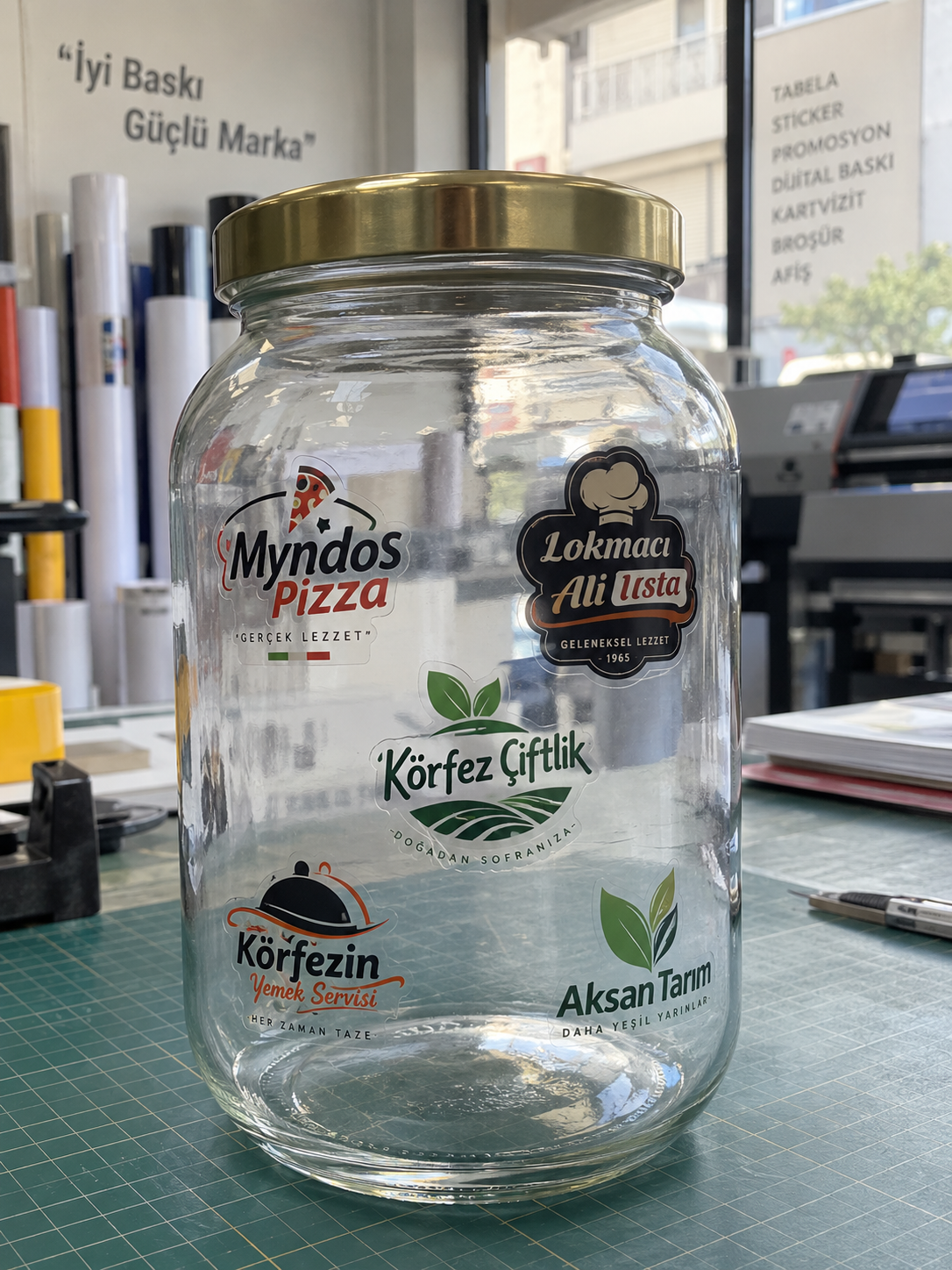 Ultra Clear Baskes Etiket – Kişiye Özel Şeffaf Sticker Baskı