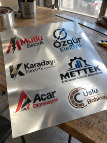 Altın / Gümüş Folyo Baskes Etiket – Kişiye Özel Metalik Sticker
