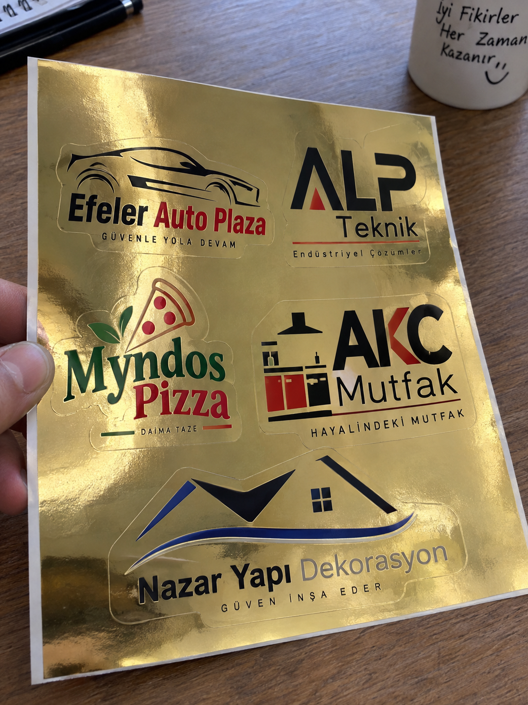 Altın / Gümüş Folyo Baskes Etiket – Kişiye Özel Metalik Sticker