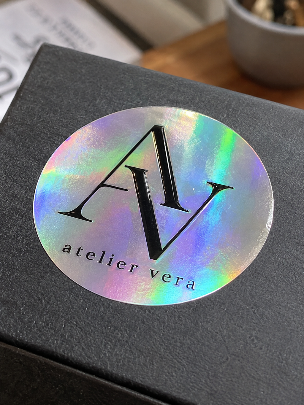 Hologram Folyo Baskes Etiket – Kişiye Özel Holografik Sticker